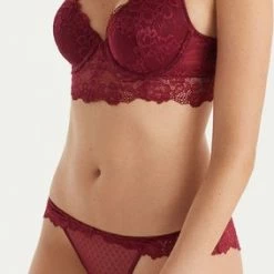 Beste recensies van ⌛ Promise - 🩴 Sandalo Lingerie Set (bustier Bh + Brazilian) - Maat 70C - Rood - Dames 😍