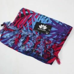 Korting 🔥 Om Namaste Sarong Pareo Saunadoek Wikkeljurk - 512 - Bamboe Bladeren - Blauw&Rood 😉 -lingerie-dames-badmode Winkel 550x366 3