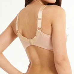 Beste recensies van 🔥 LingaDore - Basic Lisette Beugelloos - Maat 105D - Zwart - Zonder Beugel - Dames 👏 -lingerie-dames-badmode Winkel 550x550 255