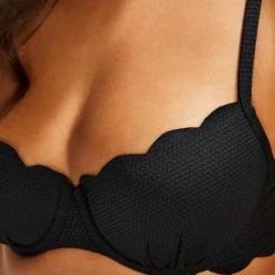 Begroting 🎁 Hunkemöller Dames Badmode Voorgevormde Beugel 👙 Bikinitop Scallop - Zwart - Maat D80 👏 -lingerie-dames-badmode Winkel 550x660 40