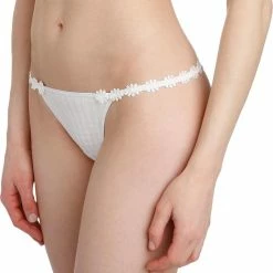 Gloednieuw 🛒 Marie Jo Avero String 0600413 Natuur - Maat 42 👏 -lingerie-dames-badmode Winkel 550x667 2
