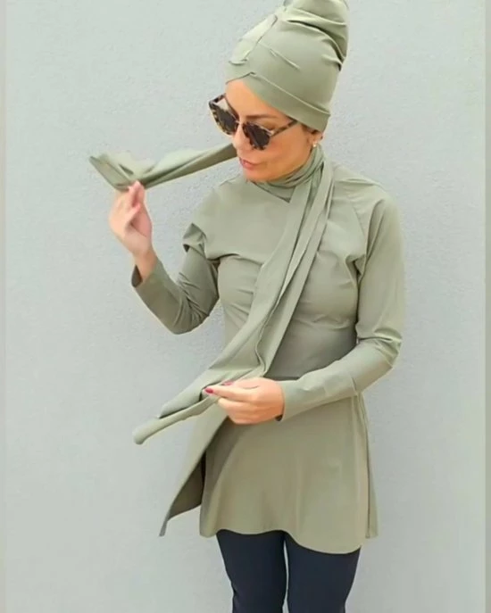 Hete verkoop ๐ Burkini BALI MOSS - XS Van MADAMME BK Paris Maat XS | Burqini | Burkini | Zwarte Bescheiden Zwemkleding Zwemset: Zwemtuniek, Zwemlegging & Zwemtulband Hijab Bescheiden Zwempak | Islamitische Badkleding | Modest Swimwear ๐ 2 Hete verkoop ๐ Burkini BALI MOSS - XS Van MADAMME BK Paris Maat XS | Burqini | Burkini | Zwarte Bescheiden Zwemkleding Zwemset: Zwemtuniek, Zwemlegging & Zwemtulband Hijab Bescheiden Zwempak | Islamitische Badkleding | Modest Swimwear ๐ - Afbeelding 2